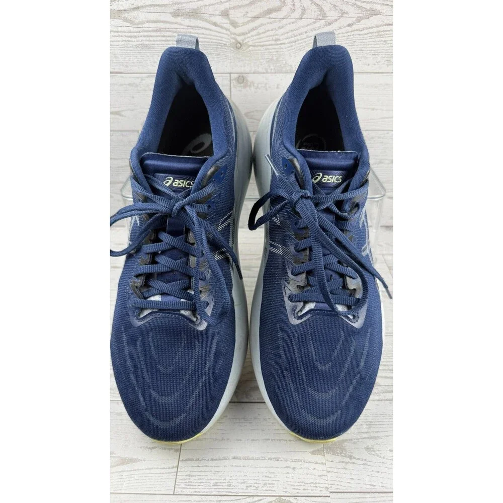 Asics light wear